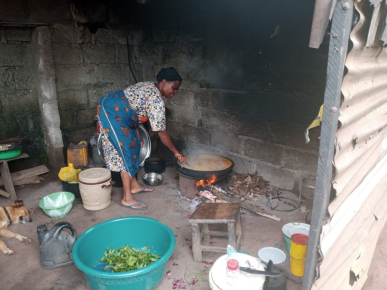 Cooking in a Nigerian kitchen in 2022. Illustrative file photograph, not Baci’s 2025 event.