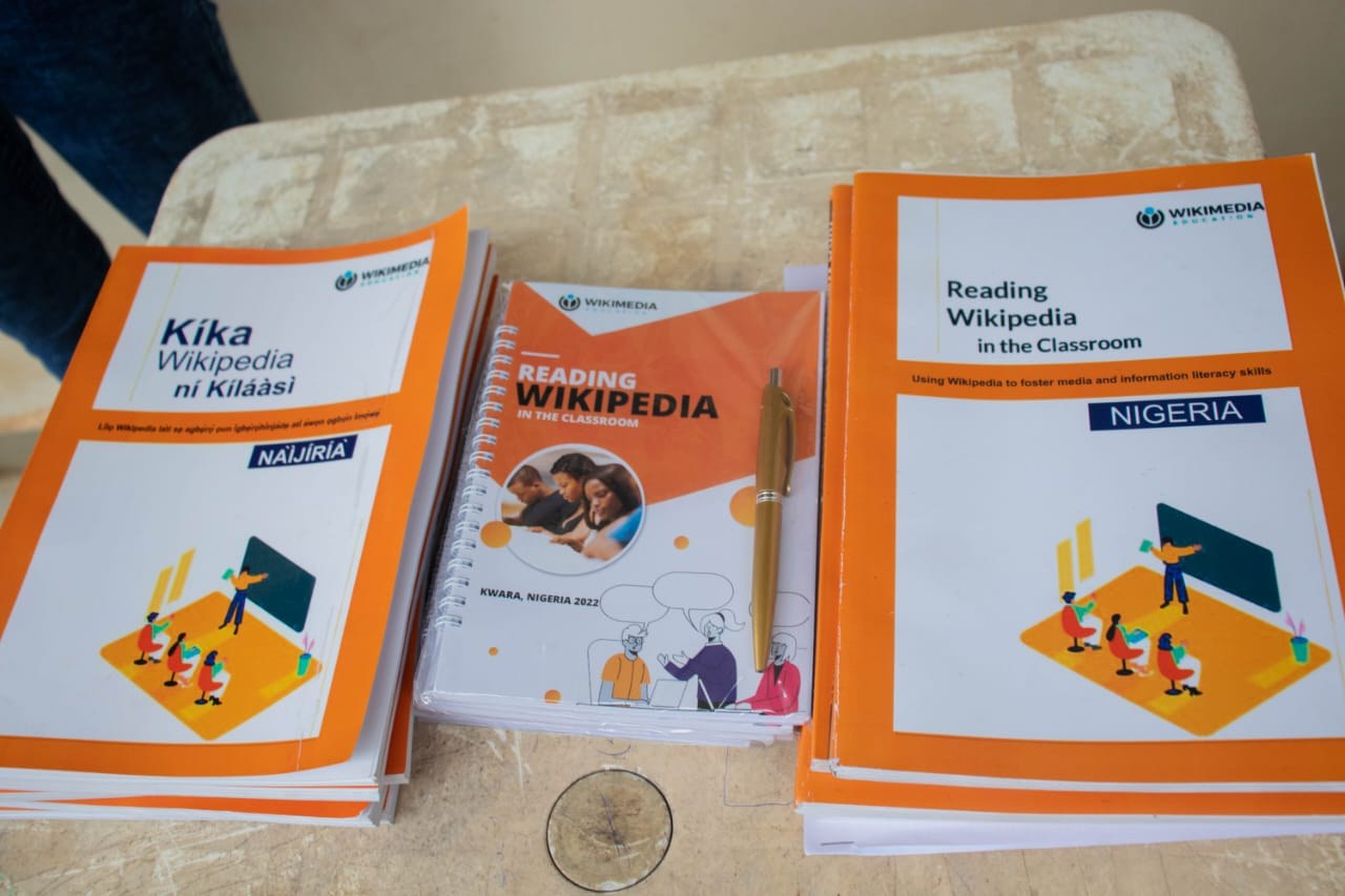 Reading Wikipedia in the Classroom teacher guides in Yoruba and English. File photograph of teaching resources, unrelated to the UNESCO workshop.